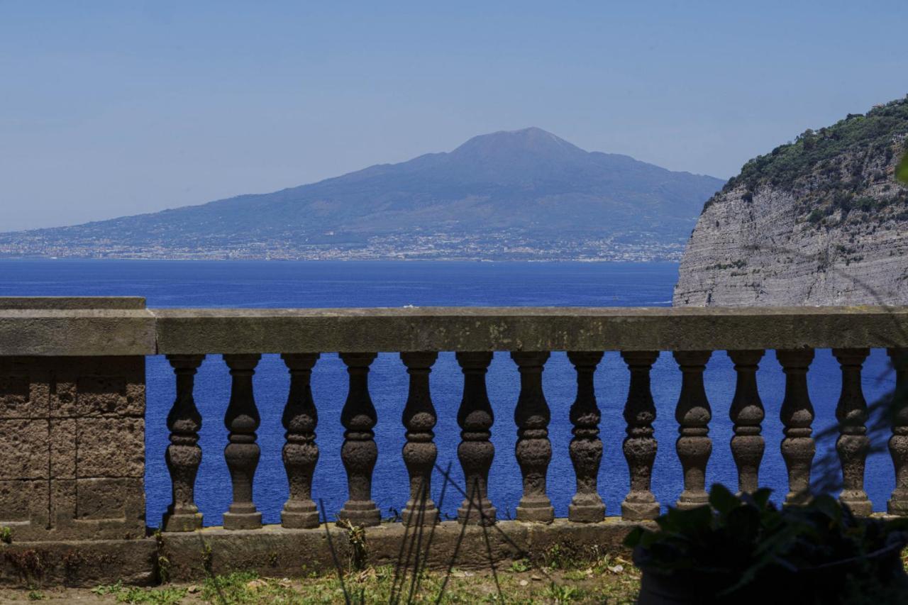 Villa Preziosa Al Pizzo 3 Km Da Sorrento Sant'Agnello Luaran gambar