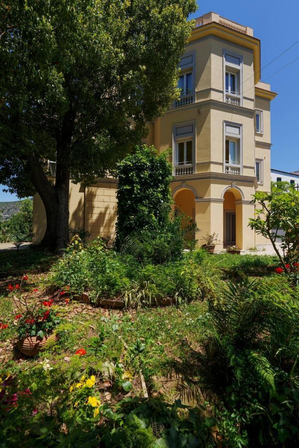 Villa Preziosa Al Pizzo 3 Km Da Sorrento Sant'Agnello Luaran gambar